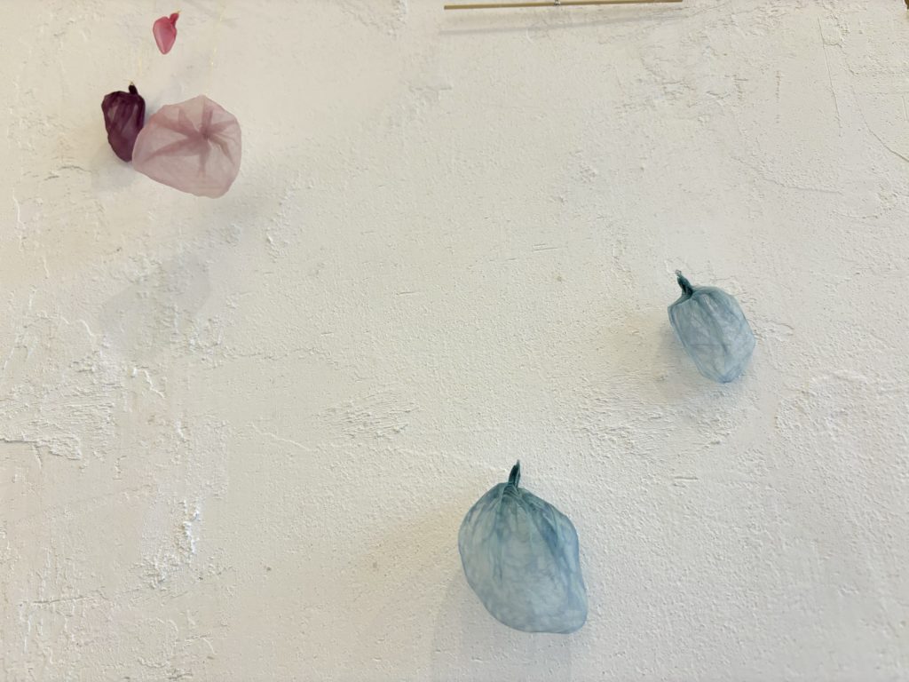 小石で作るオーナメント